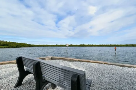 4976 Gulf Of Mexico Drive Longboat Key FL 34228