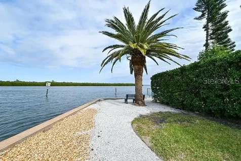 4976 Gulf Of Mexico Drive Longboat Key FL 34228