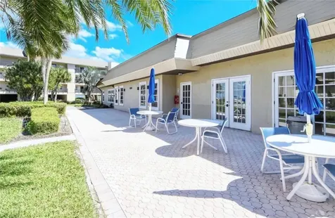 4976 Gulf Of Mexico Drive Longboat Key FL 34228