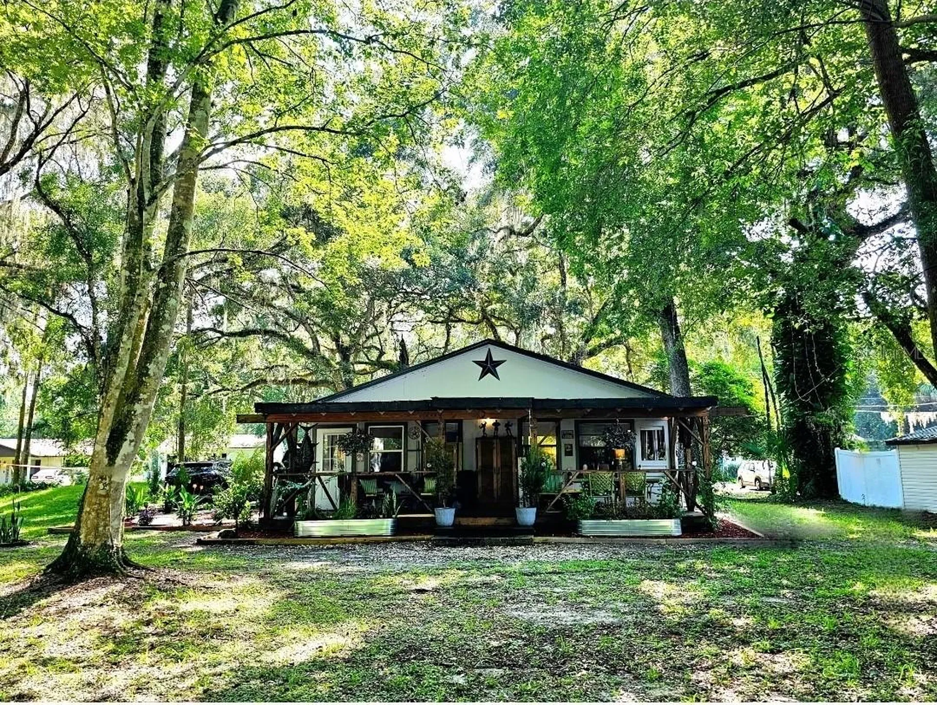 353 N Robin Hood Road Inverness FL 34450