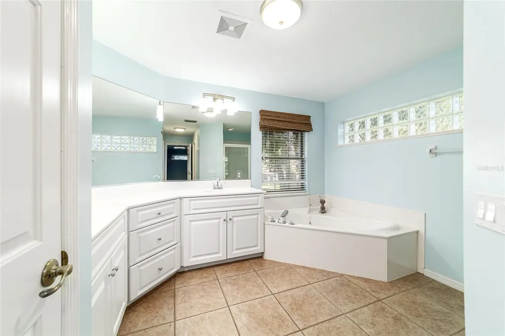 4964 SE 44th Circle Ocala FL 34480