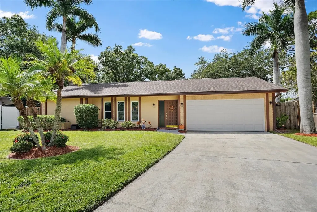 2442 Arborfield Square Sarasota FL 34235