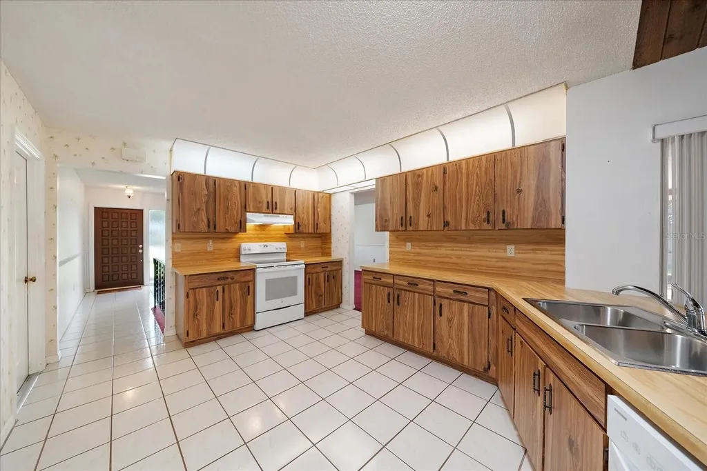 2442 Arborfield Square Sarasota FL 34235