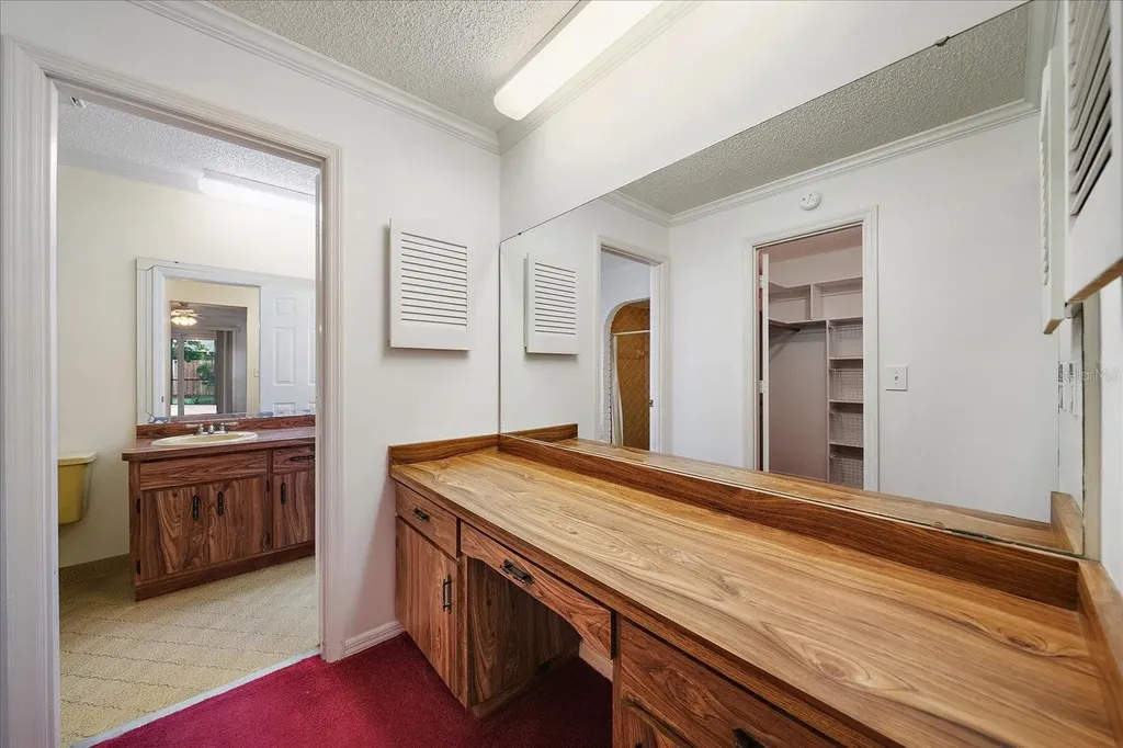 2442 Arborfield Square Sarasota FL 34235