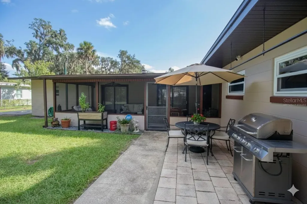 108 Orange Drive Sanford FL 32773