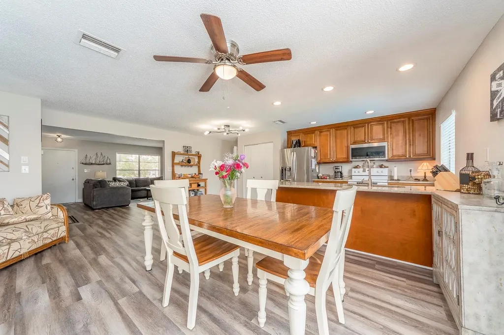 1832 Seton Drive Clearwater FL 33763