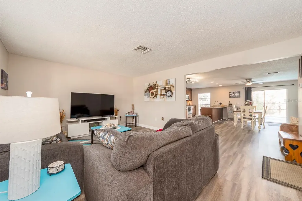 1832 Seton Drive Clearwater FL 33763