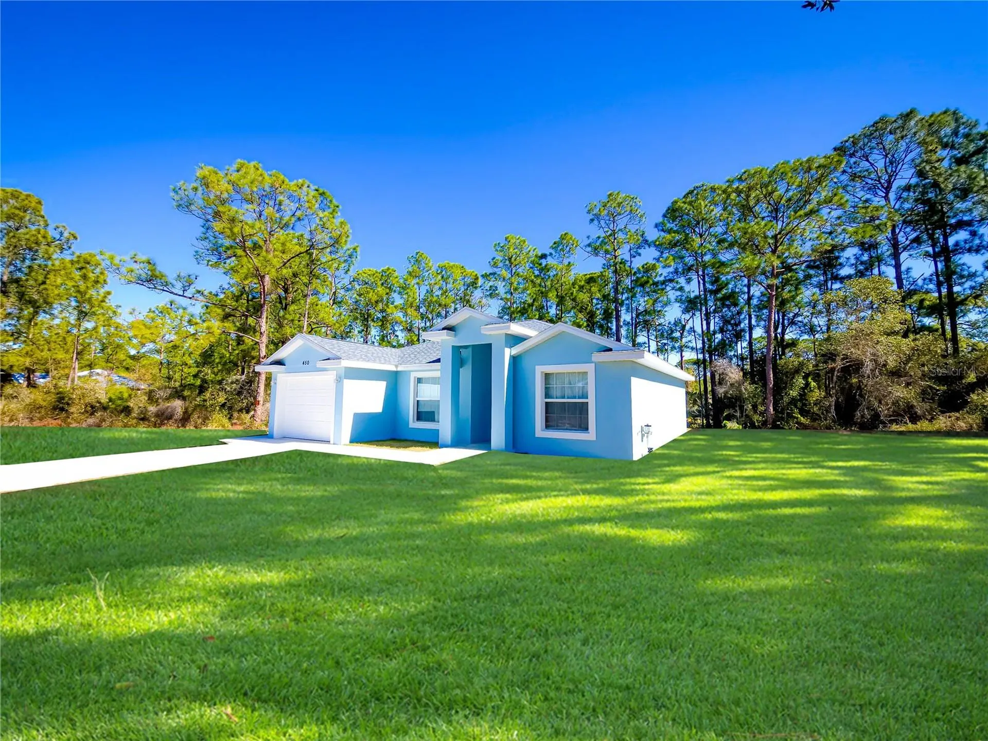 450 Kemper Avenue Lake Placid FL 33852