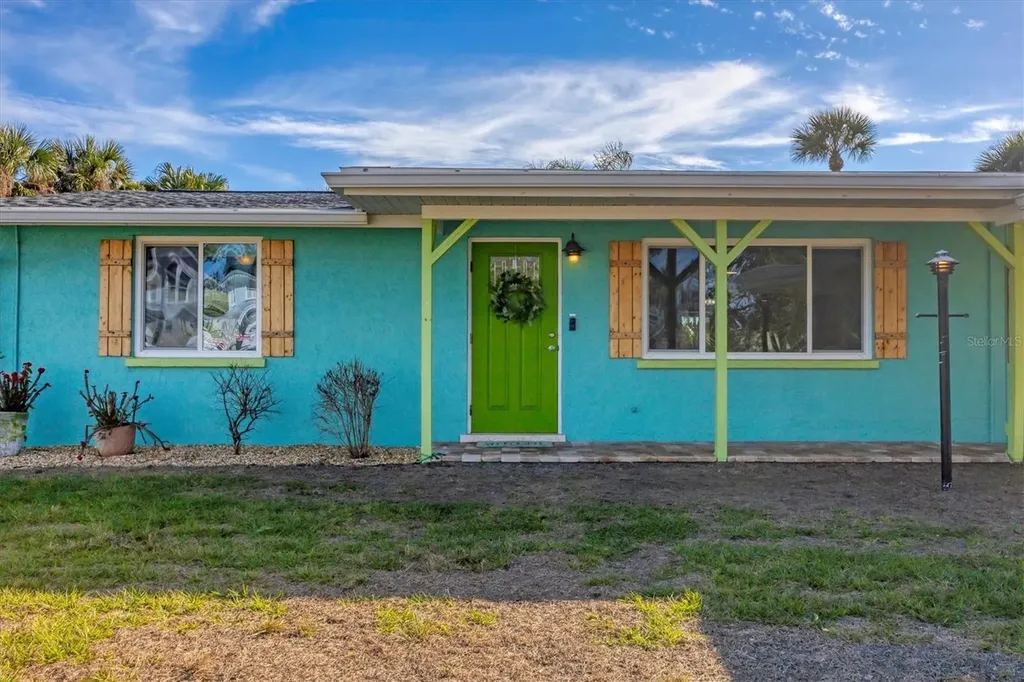 609 W Perry Street Englewood FL 34223