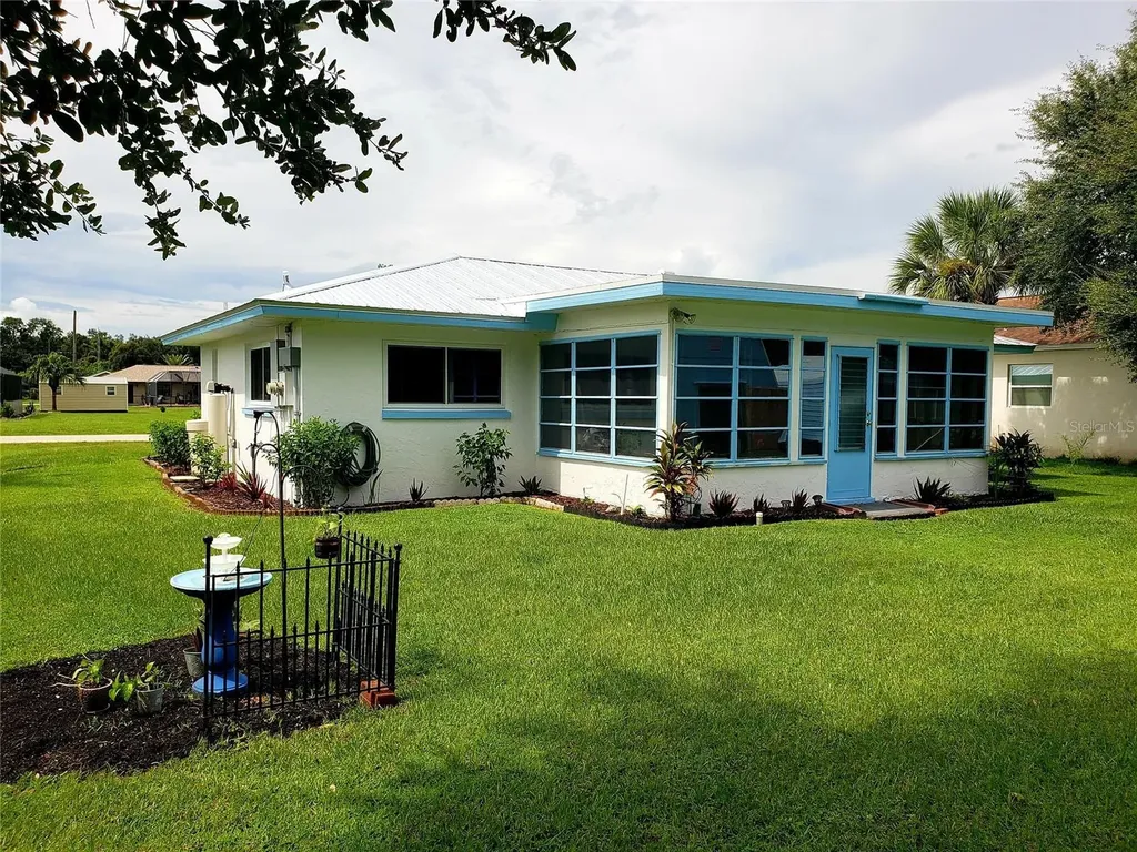 953 Tropical Avenue NW Port Charlotte FL 33948