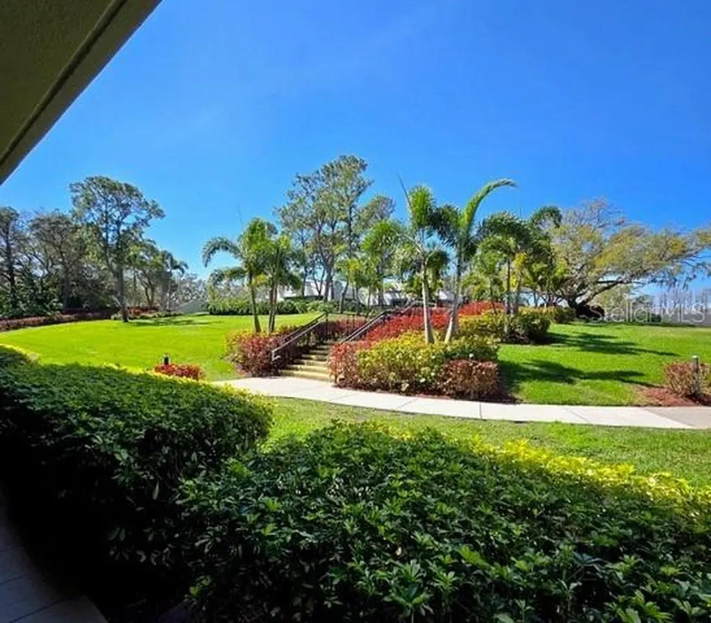36750 Us Highway 19 N Palm Harbor FL 34684