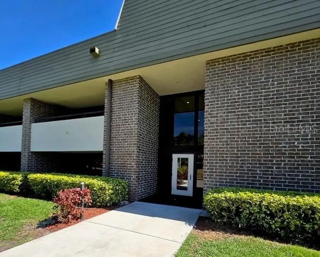 36750 Us Highway 19 N Palm Harbor FL 34684
