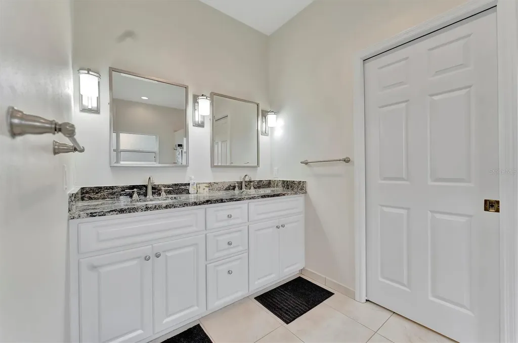 6738 Peach Tree Creek Road Bradenton FL 34203