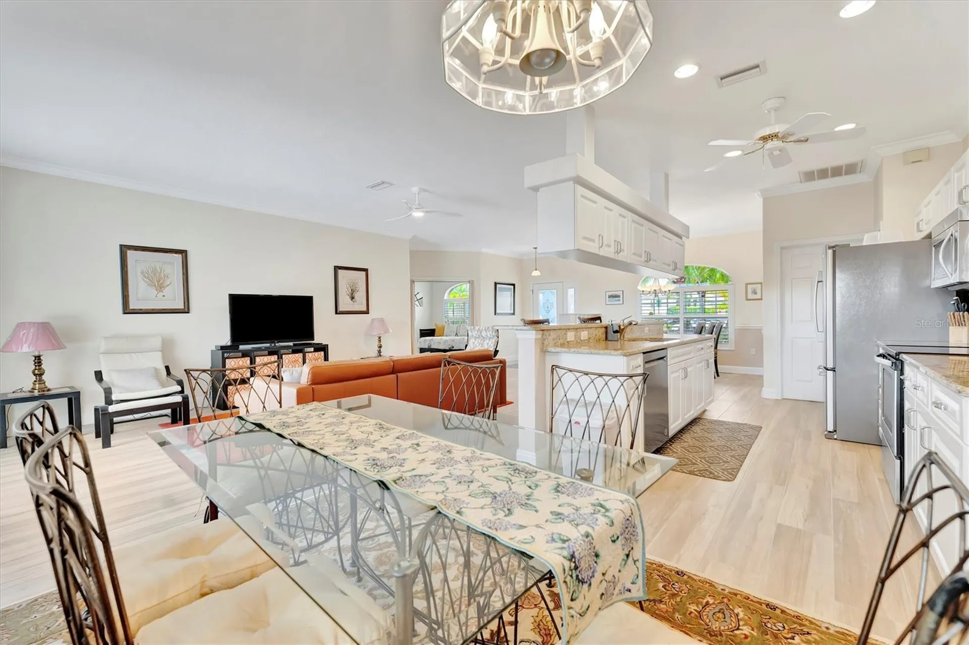 6738 Peach Tree Creek Road Bradenton FL 34203