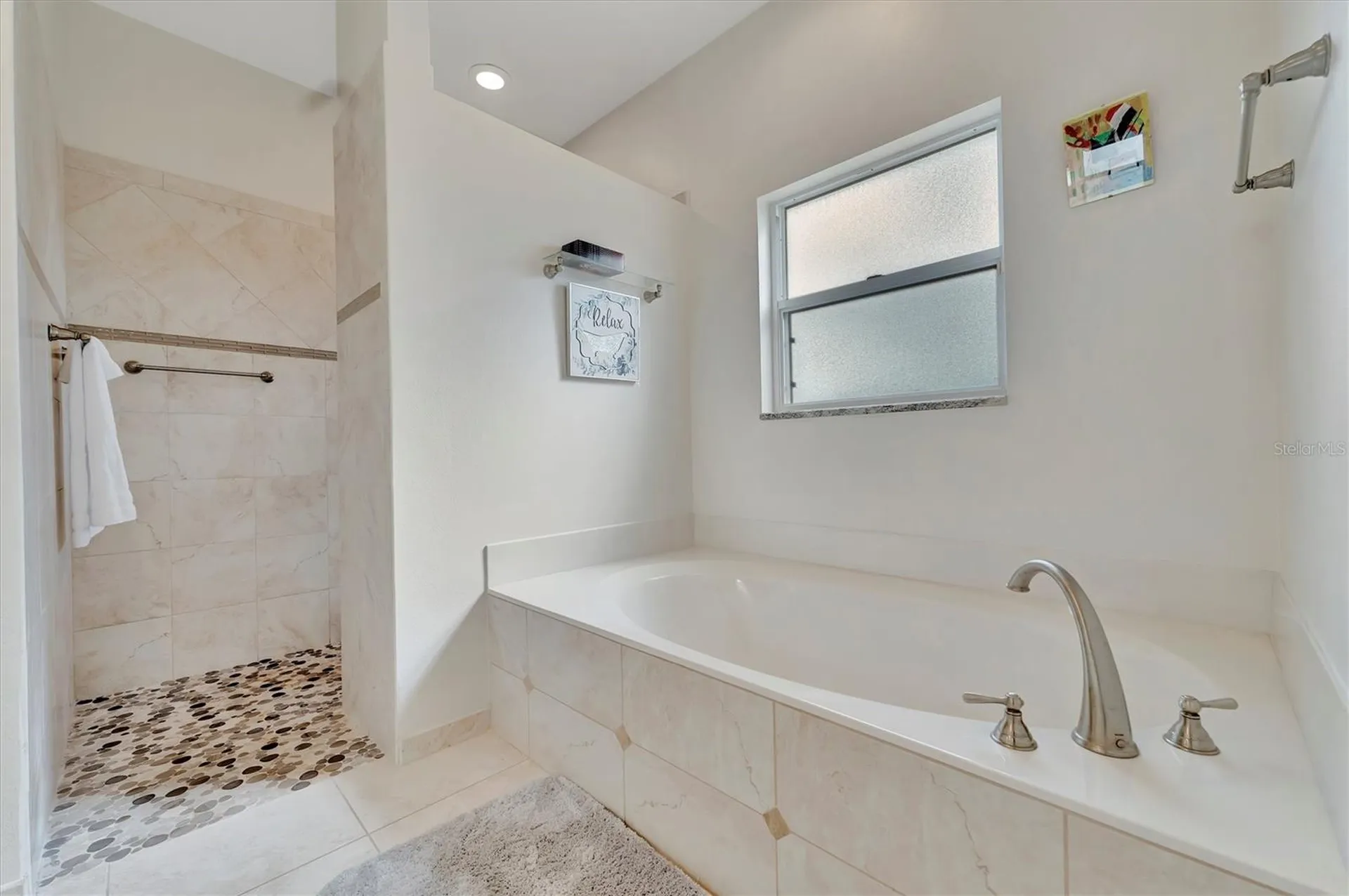 6738 Peach Tree Creek Road Bradenton FL 34203