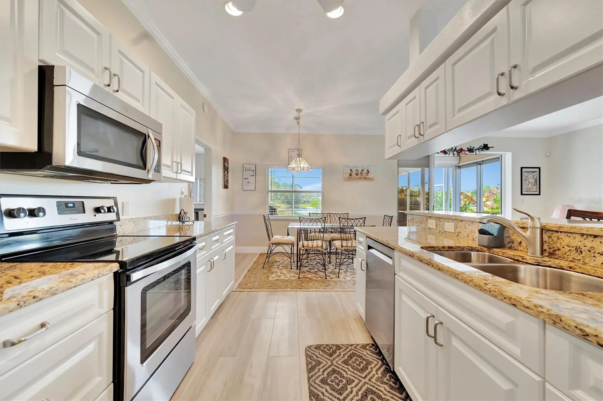 6738 Peach Tree Creek Road Bradenton FL 34203