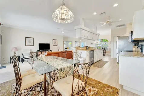 6738 Peach Tree Creek Road Bradenton FL 34203
