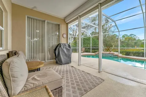 6738 Peach Tree Creek Road Bradenton FL 34203