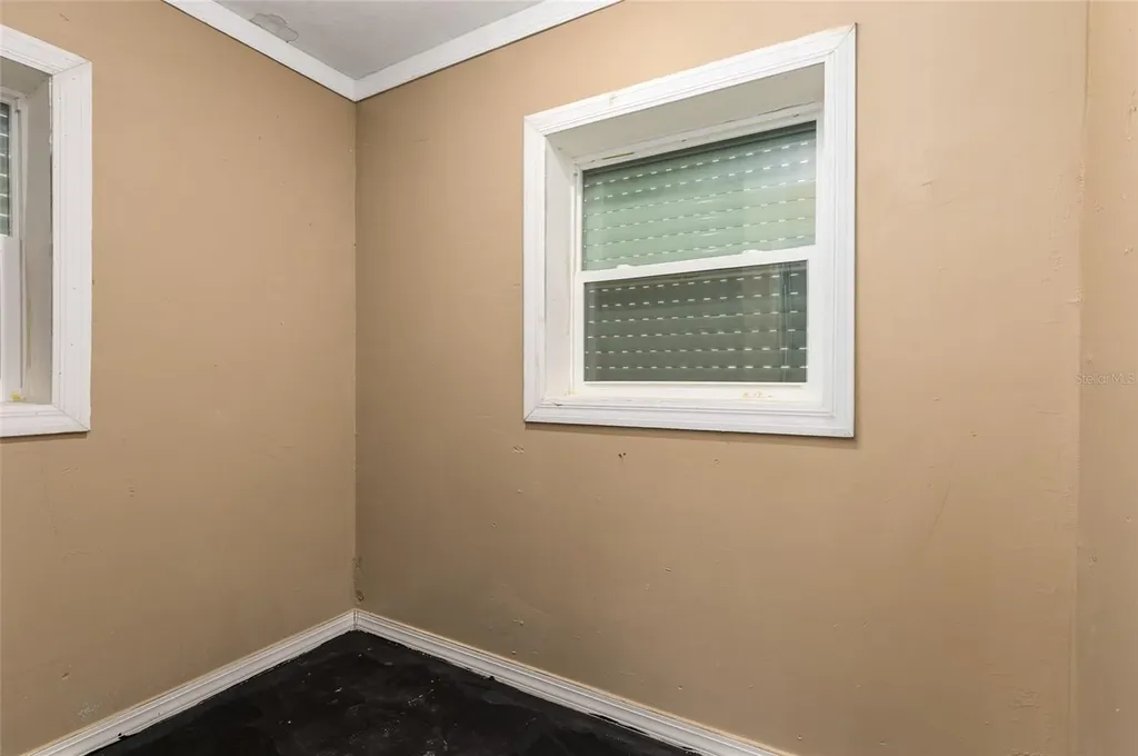 918 S Adelle Avenue Deland FL 32720