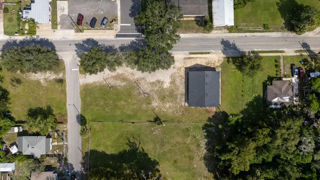 918 S Adelle Avenue Deland FL 32720