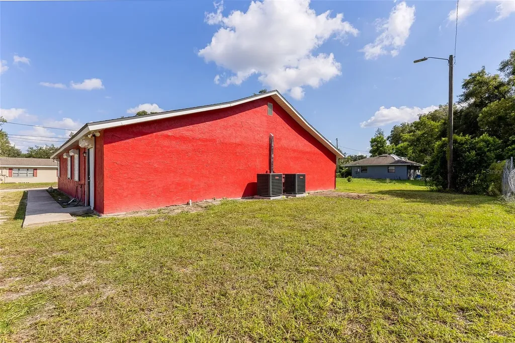 918 S Adelle Avenue Deland FL 32720