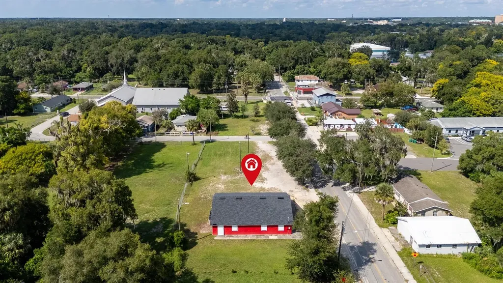 918 S Adelle Avenue Deland FL 32720