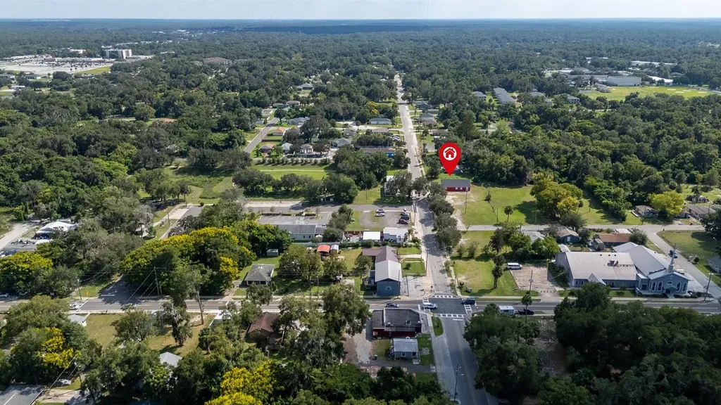 918 S Adelle Avenue Deland FL 32720