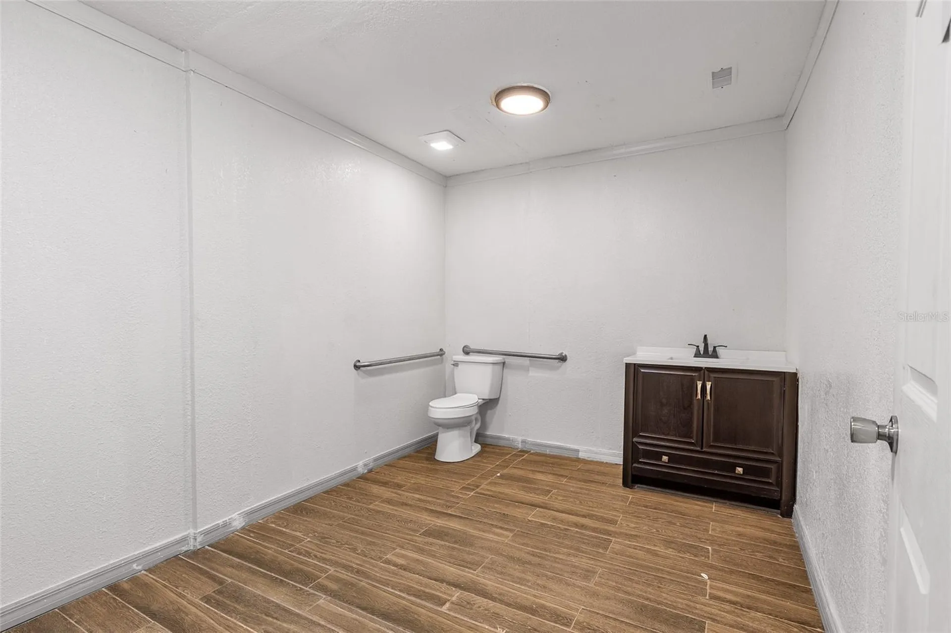 918 S Adelle Avenue Deland FL 32720