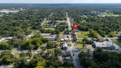 918 S Adelle Avenue Deland FL 32720