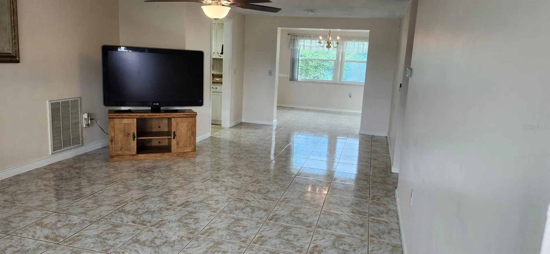 1010 Gulf Road Tarpon Springs FL 34689