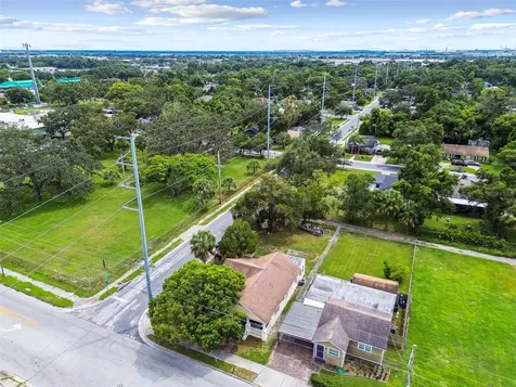 3417 E Lake Avenue Tampa FL 33610