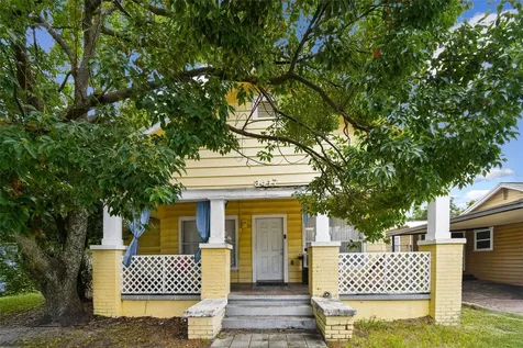 3417 E Lake Avenue Tampa FL 33610