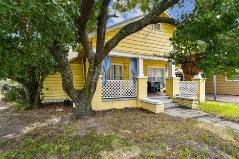 3417 E Lake Avenue Tampa FL 33610