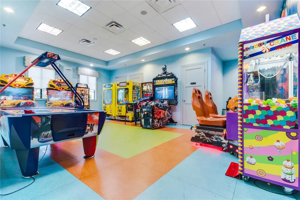 302 Ocean Course Avenue Davenport FL 33896