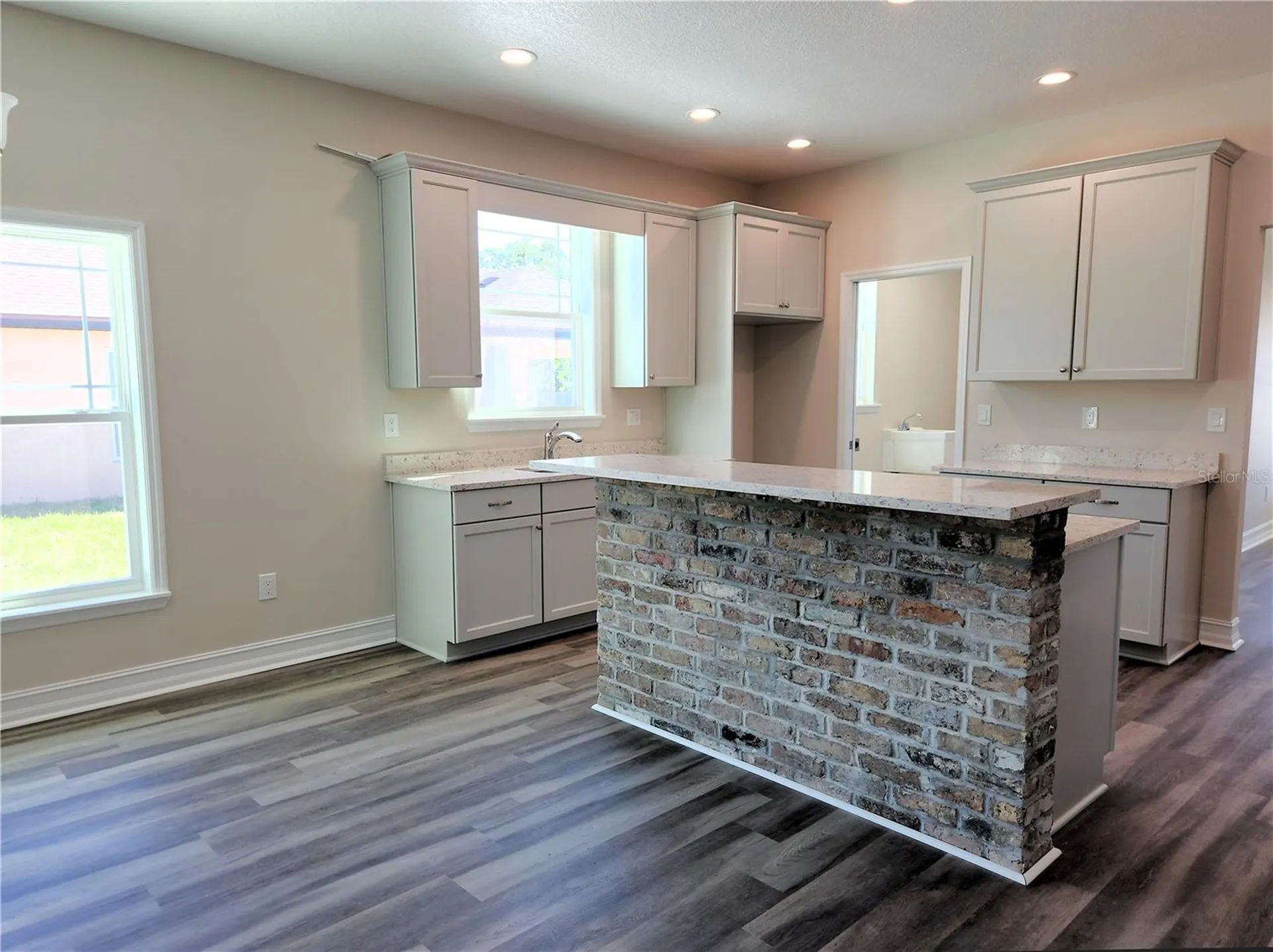 416 Shannon Estates Court Plant City FL 33563