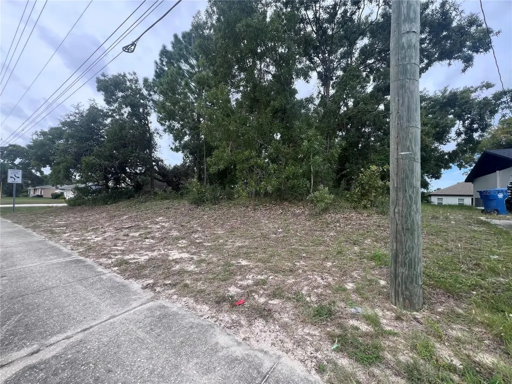 2469 Mariner Boulevard Spring Hill FL 34609