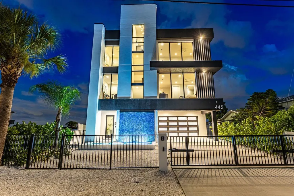 445 129th Avenue E Madeira Beach FL 33708