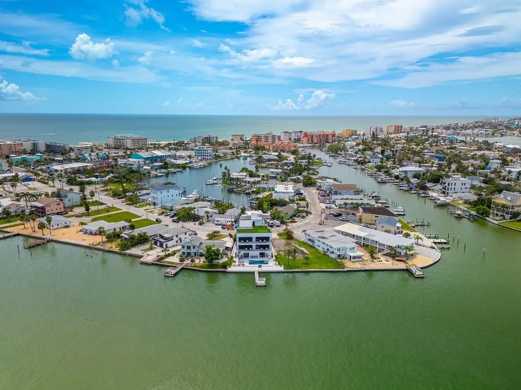 445 129th Avenue E Madeira Beach FL 33708
