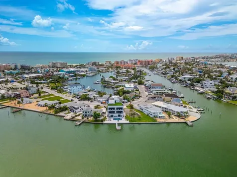 445 129th Avenue E Madeira Beach FL 33708