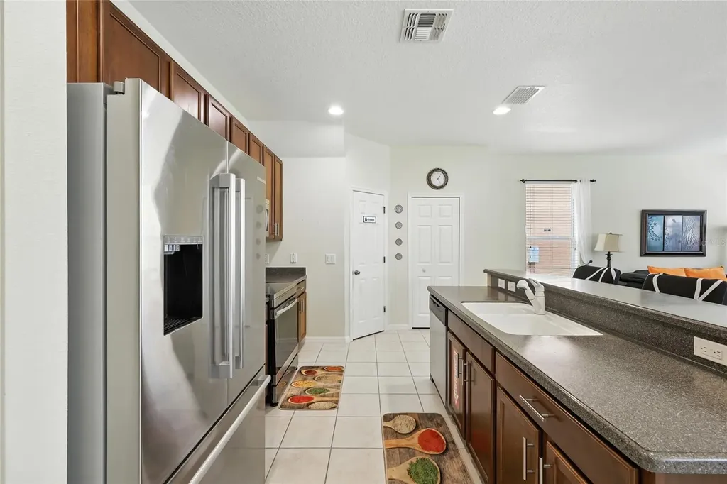 121 Las Fuentes Drive Kissimmee FL 34746
