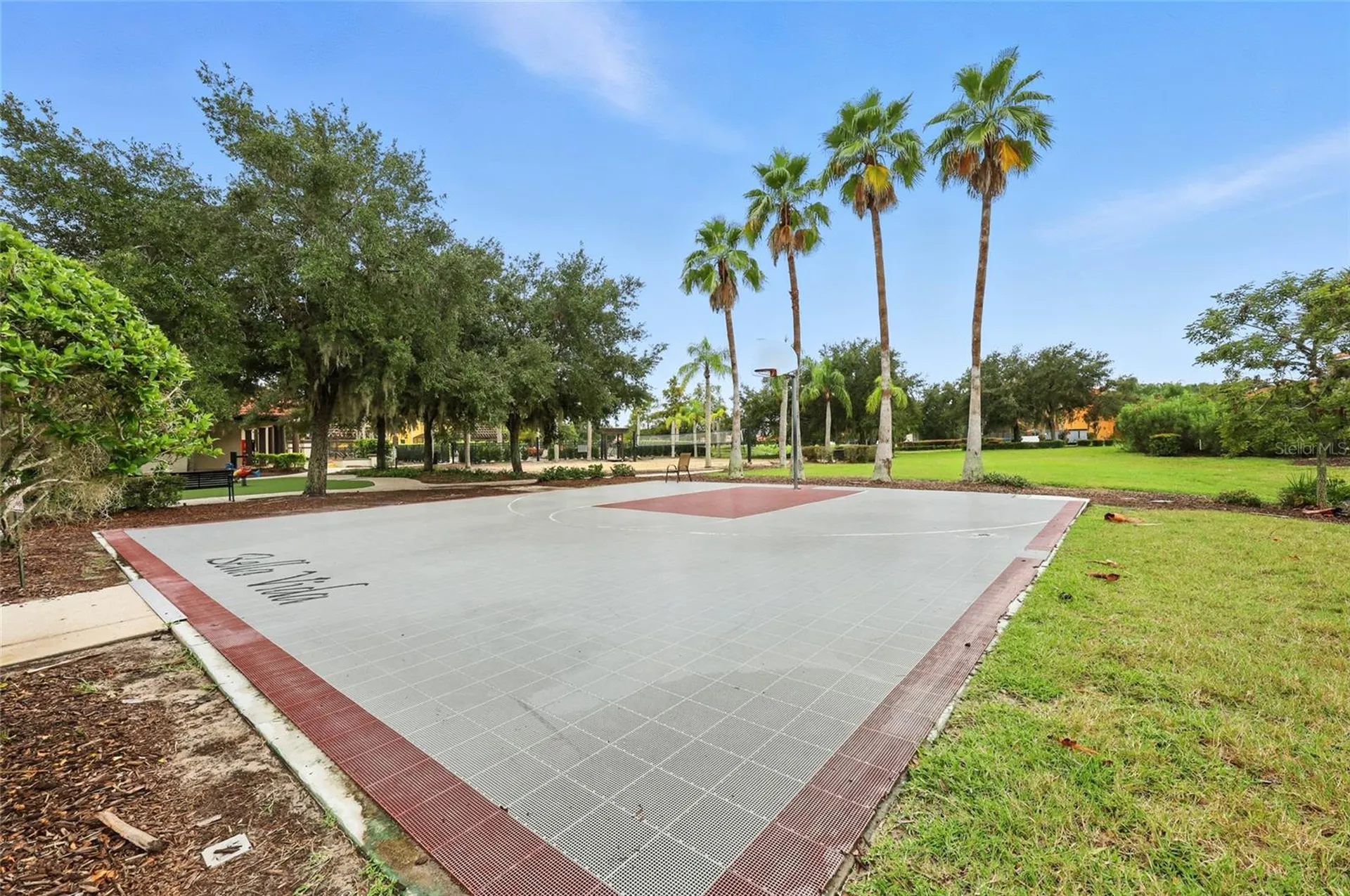 121 Las Fuentes Drive Kissimmee FL 34746