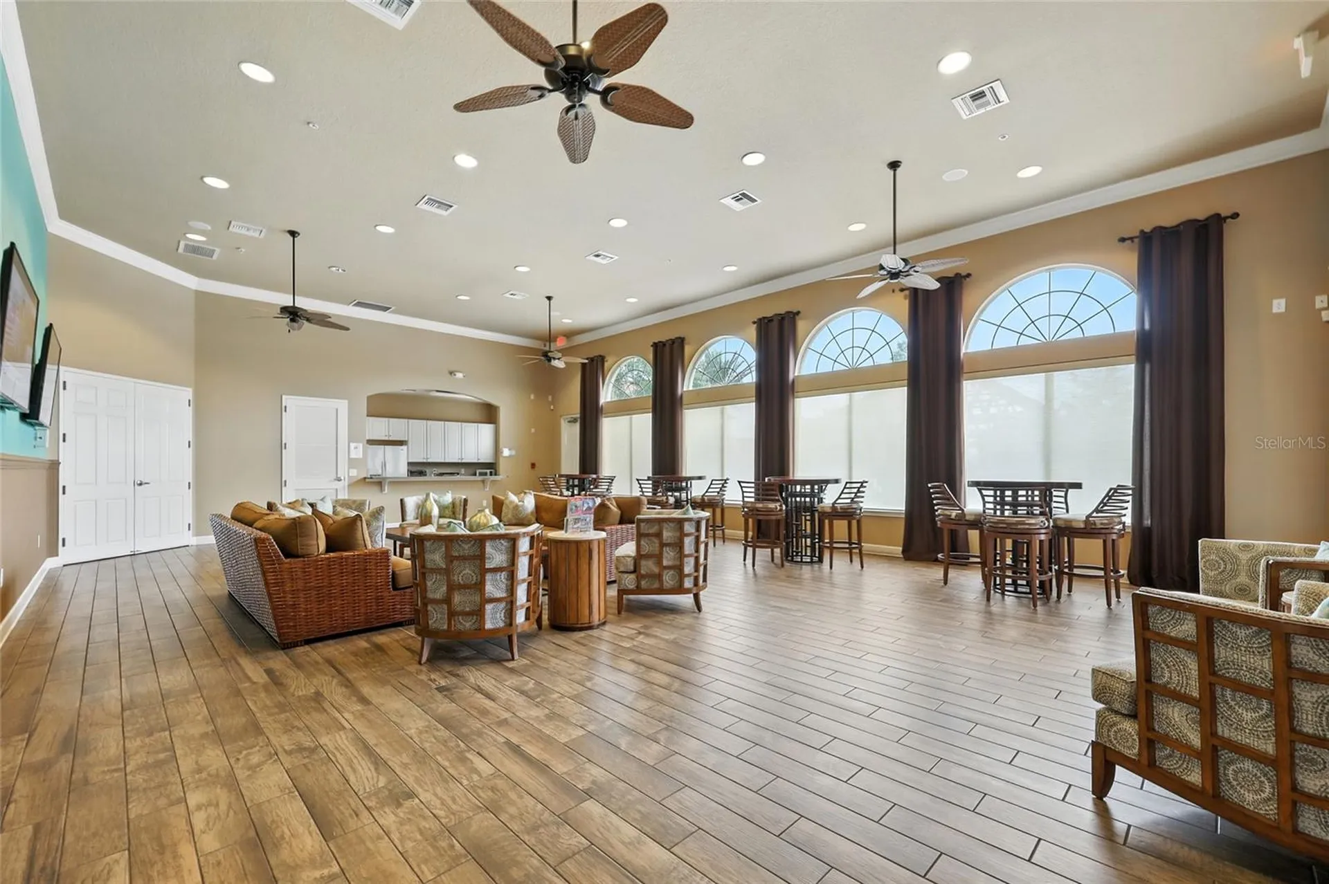 121 Las Fuentes Drive Kissimmee FL 34746