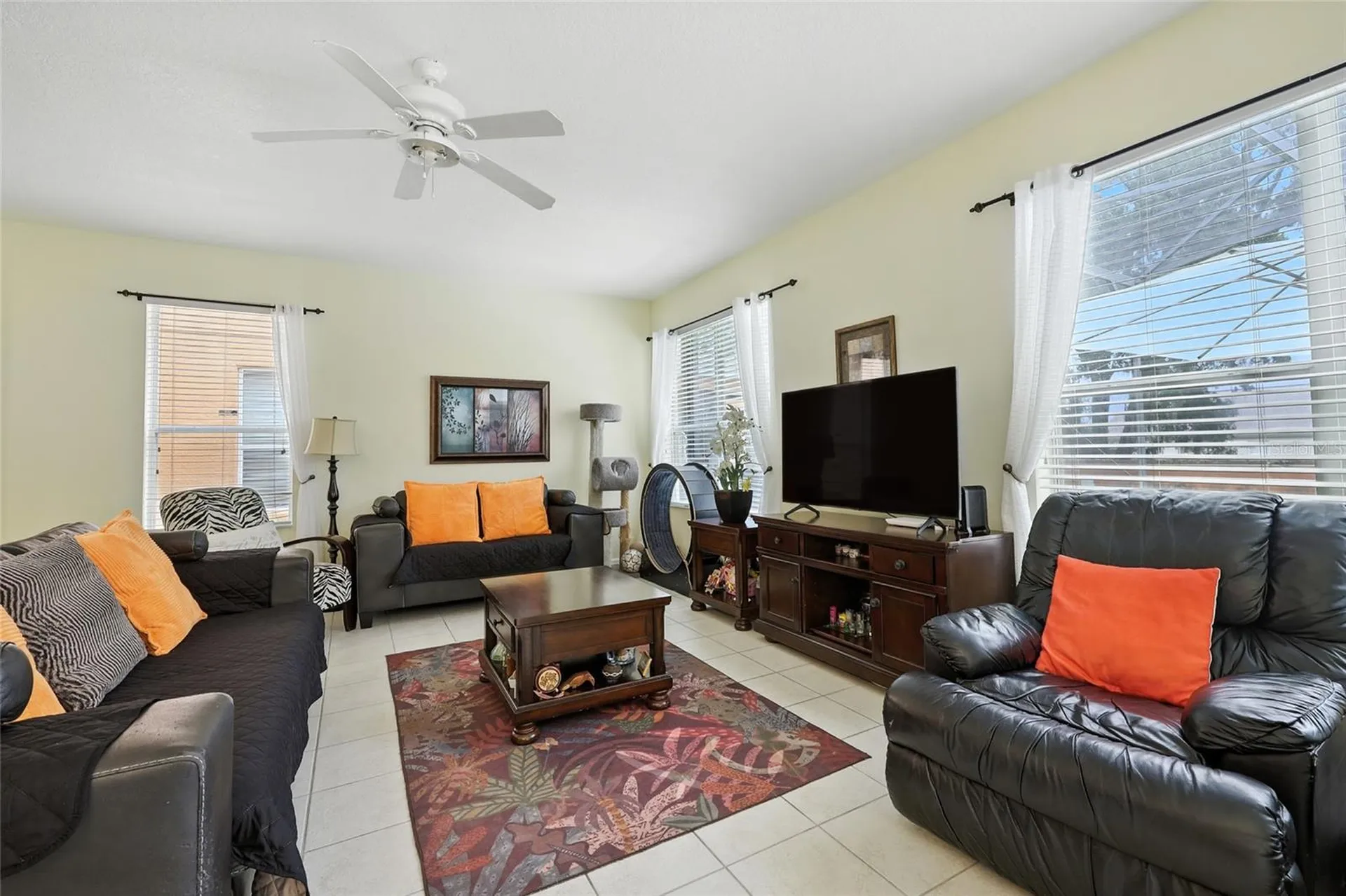121 Las Fuentes Drive Kissimmee FL 34746