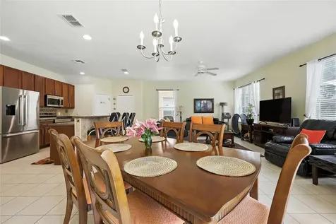 121 Las Fuentes Drive Kissimmee FL 34746