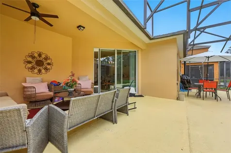 121 Las Fuentes Drive Kissimmee FL 34746