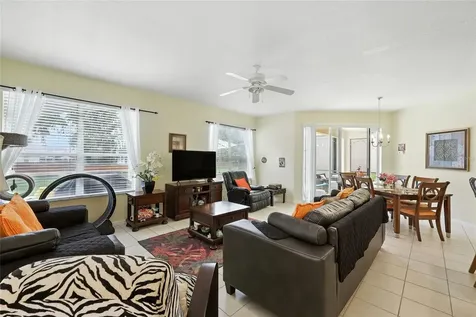 121 Las Fuentes Drive Kissimmee FL 34746