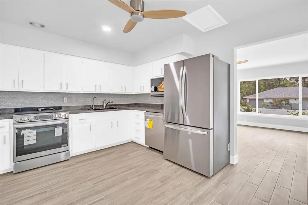 713 Pine Street Tarpon Springs FL 34689