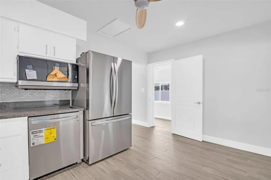 713 Pine Street Tarpon Springs FL 34689