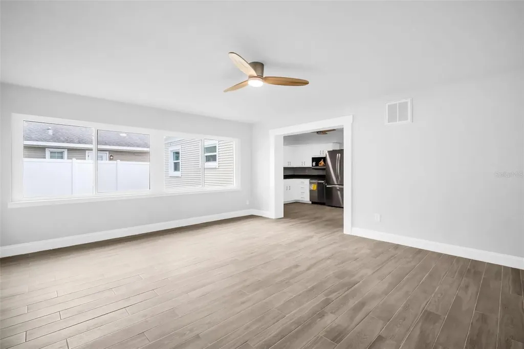 713 Pine Street Tarpon Springs FL 34689