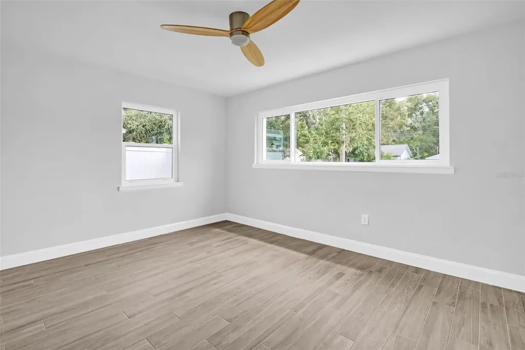 713 Pine Street Tarpon Springs FL 34689